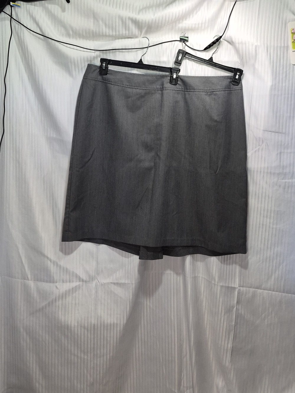 Studio 1940 Size 26W Grey Mini Skirt — Classic Tailored Silhouette
